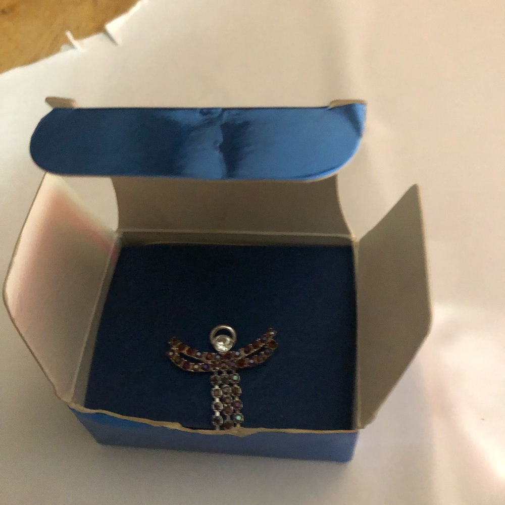 Avon birthstone Angel pin. January - Picture 4 of 6